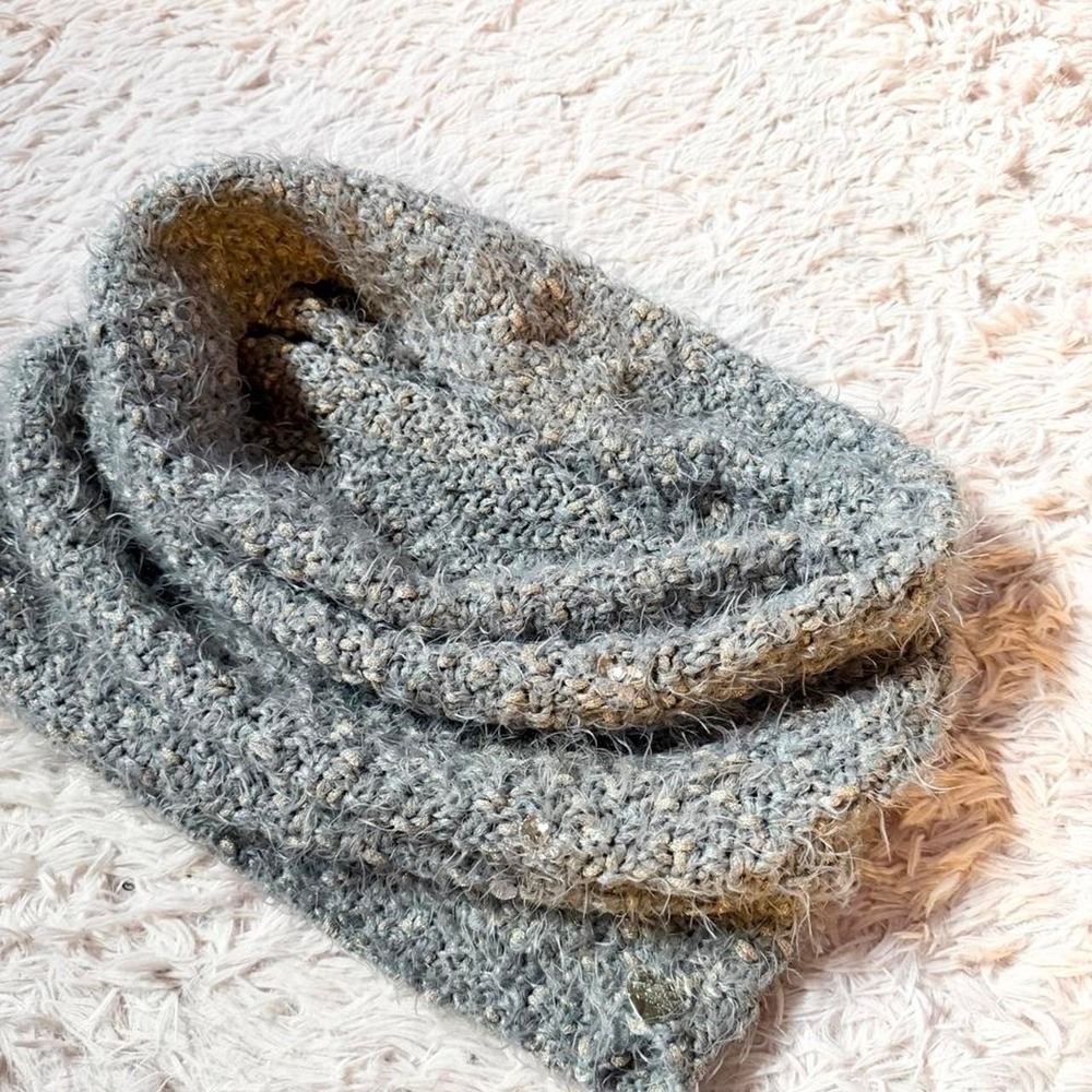 Betsy Johnson Chunky Oversized Metallic Woven Cozy Infinity Scarf Womens OS Warm